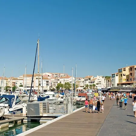 Plage Et Piscine *