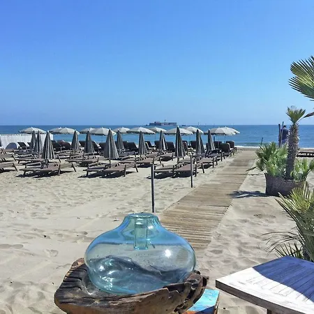 فيلة Plage Et Piscine آجد