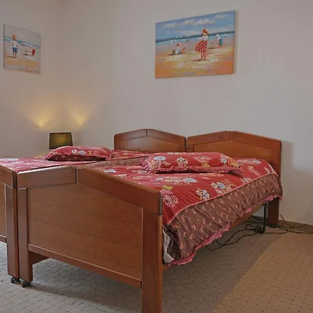 فيلة Plage Et Piscine *